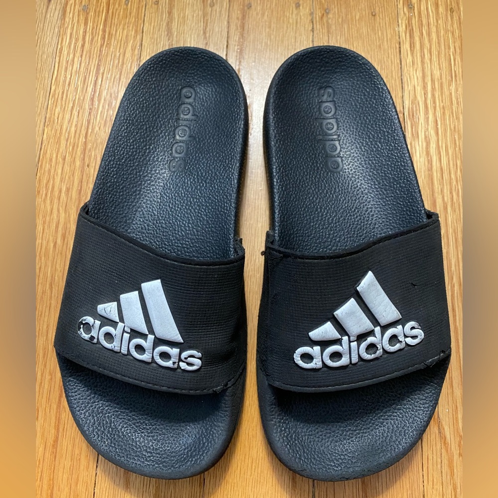 Adidas Kids Adilette Shower Slides in size 13K